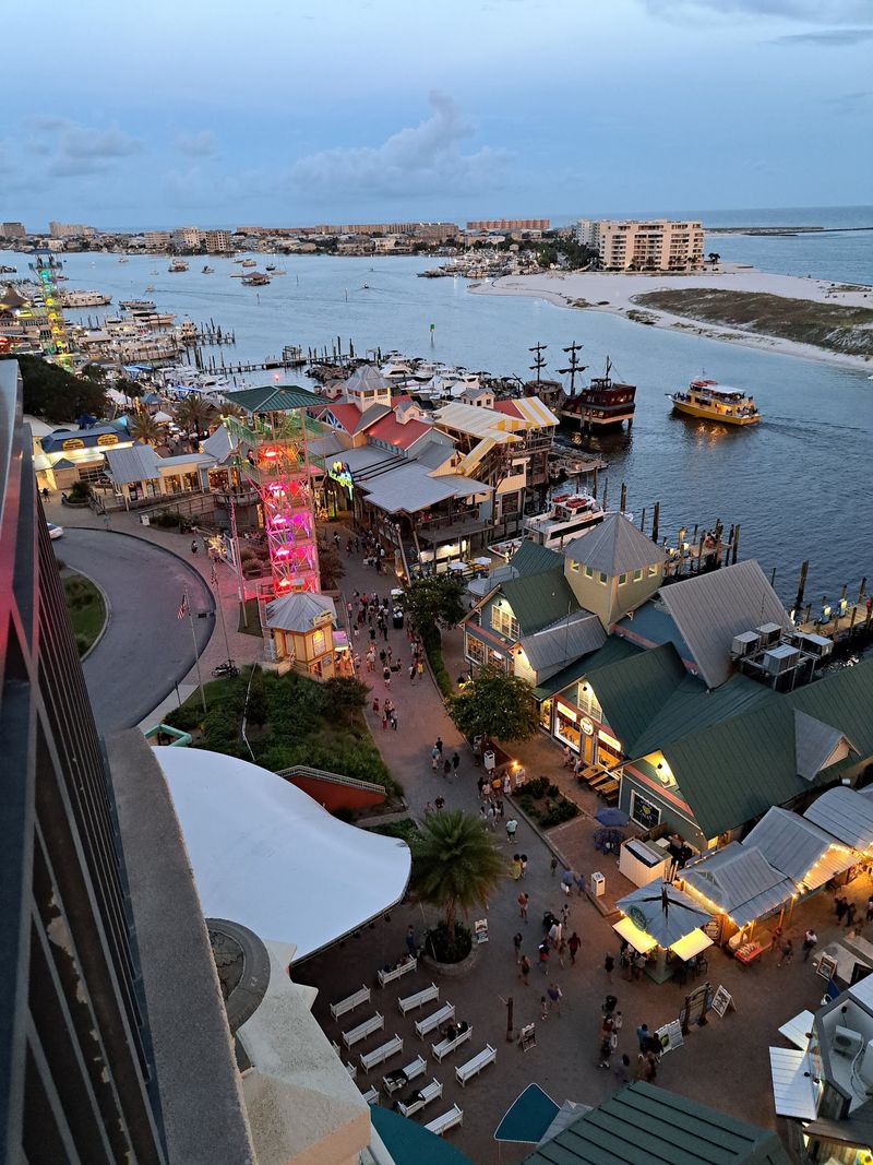 Destin