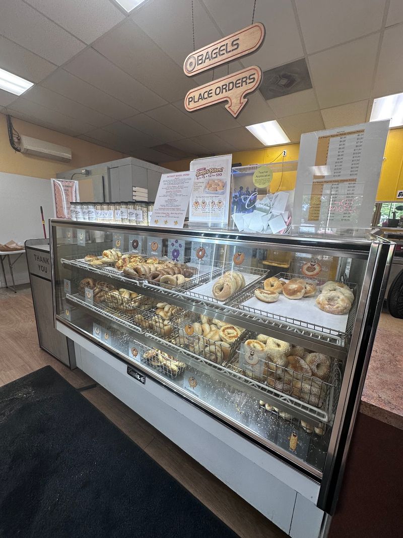 Detroit Bagel Factory