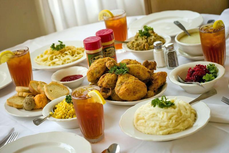 Frankenmuth-Style Chicken Dinner