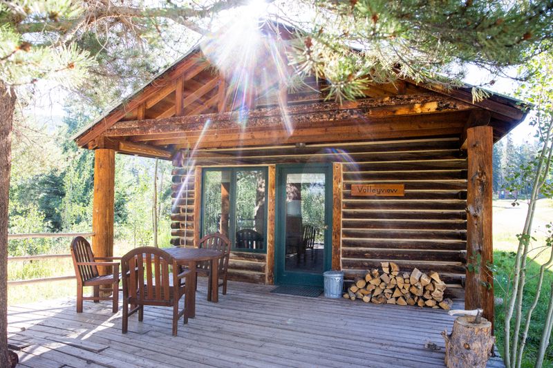 Beyul Retreat, Meredith