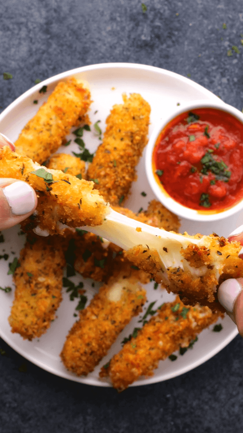 Fried Mozzarella Sticks