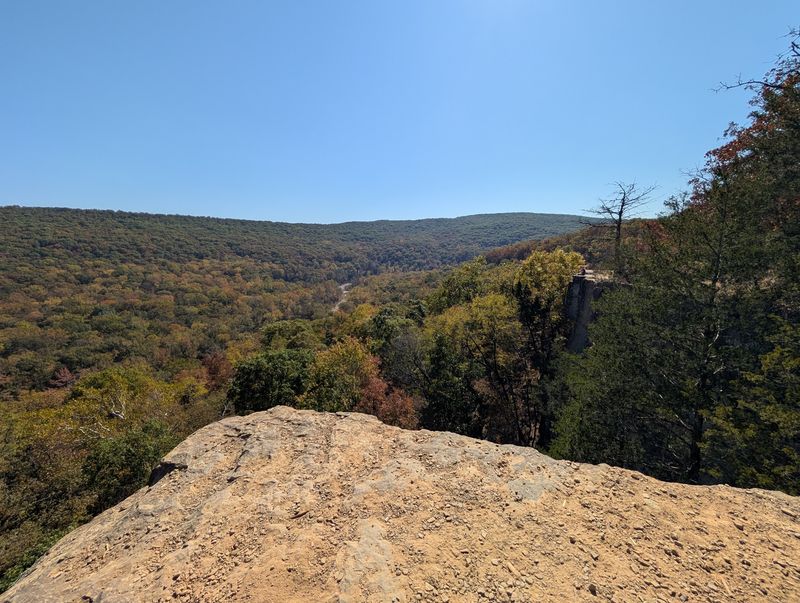 Devil's Den Scenic Drive, West Fork