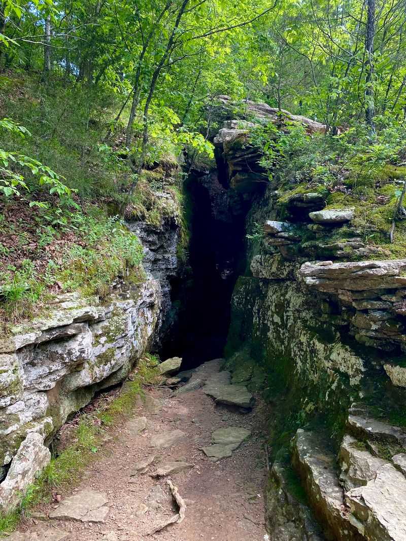 Devil's Den State Park, West Fork