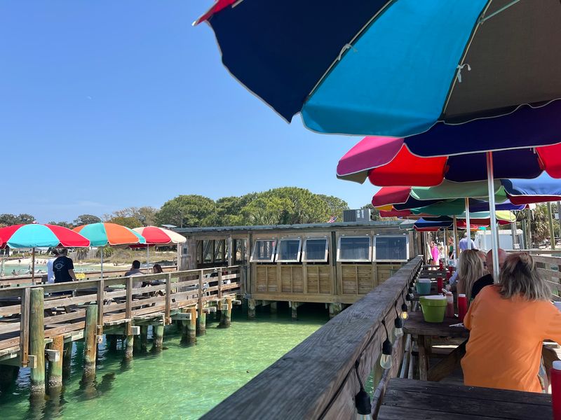 Dewey Destin's Seafood Restaurant, Destin