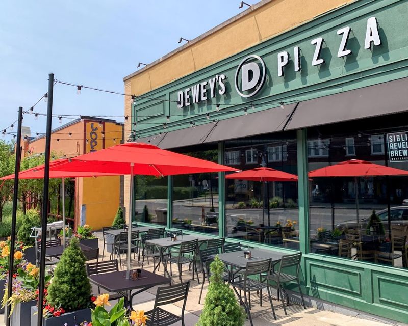 Dewey's Pizza, Cleveland Heights Dewey's Pizza, Cleveland Heights
