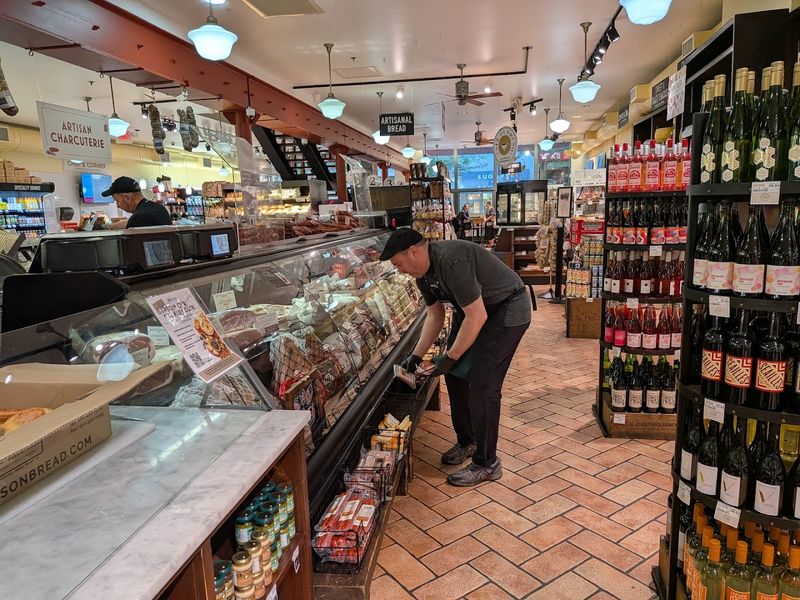 Di Bruno Bros. Italian Market, Philadelphia, Pennsylvania