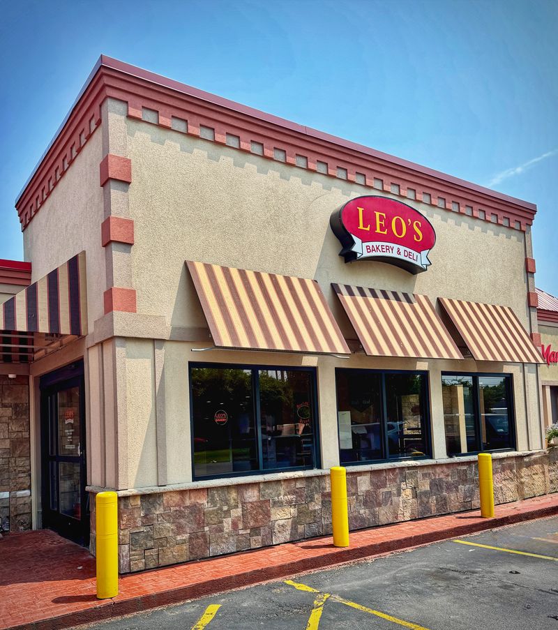 Leo's Bakery & Deli