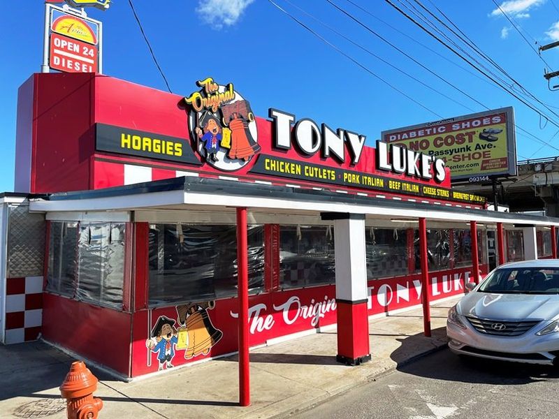 Tony Luke's - South Philly's Sandwich Institution