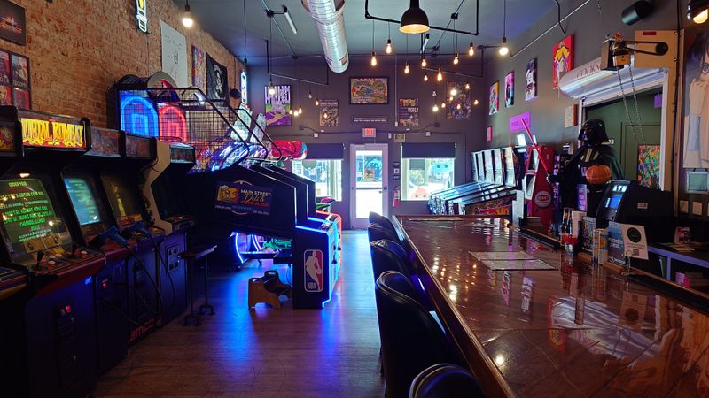 Main Street Deli & Arcade – Findlay