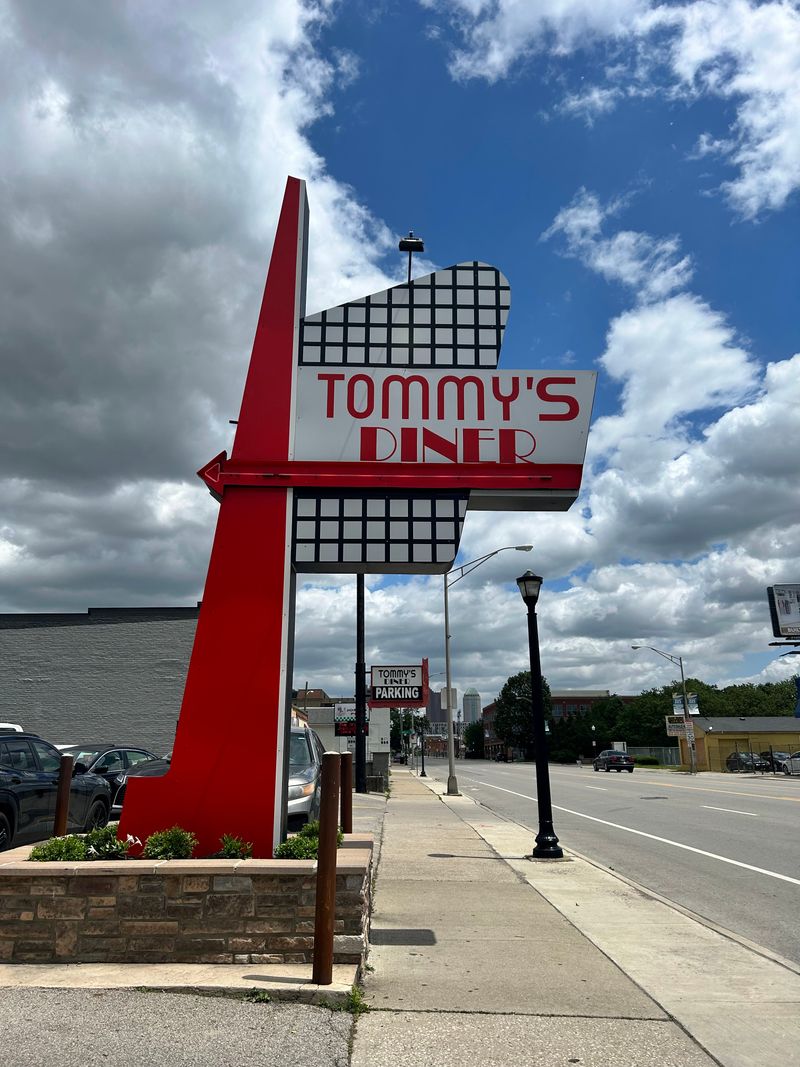 Tommy's Diner – Columbus
