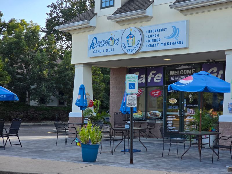 Wavershak’s Deli & Grill