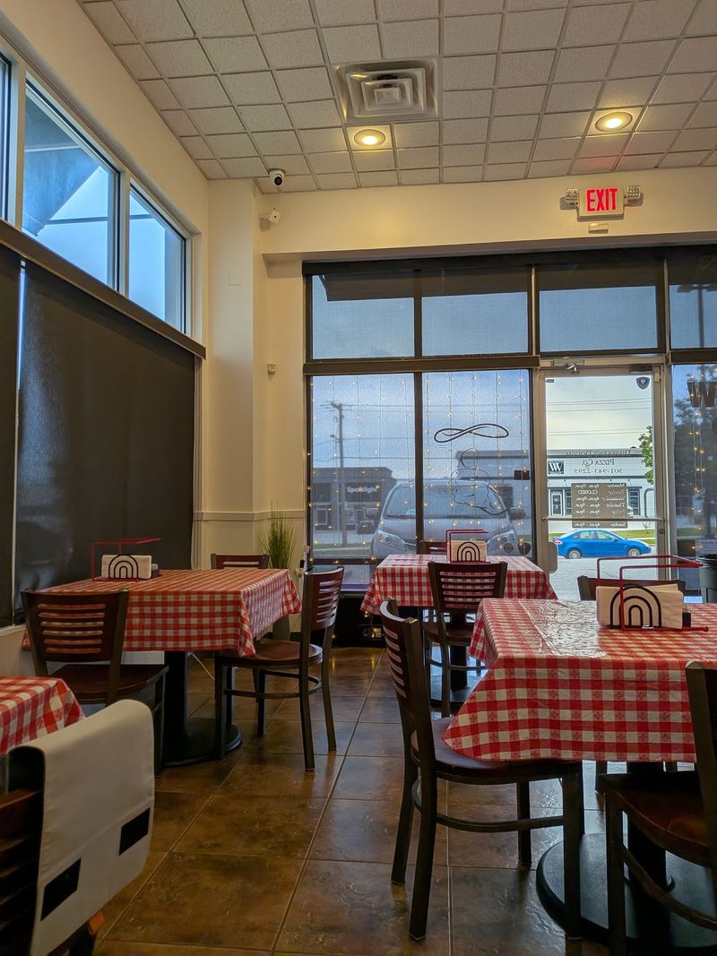 Different Dough Pizza Co, Bryant Different Dough Pizza Co, Bryant