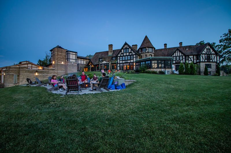 Punderson Manor Lodge & Conference Center Cabins, Newbury, Ohio