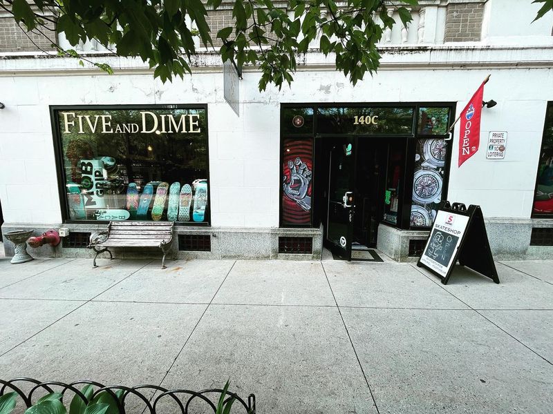 Dime Store