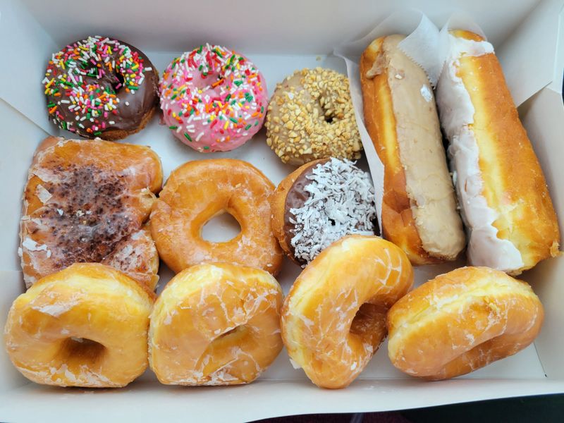 Yummy's Donut Palace – Quincy