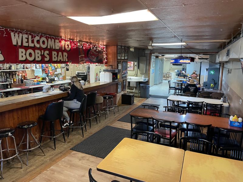 Bob's Bar & Grill – Martinsburg