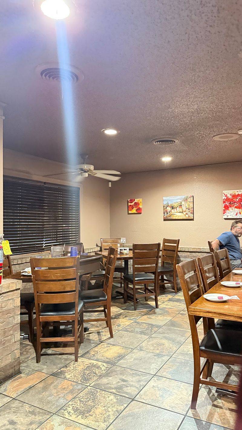 Dinner Brings A Lively Buzz