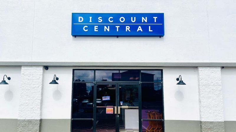 Discount Central Liquidation Discount Central Liquidation