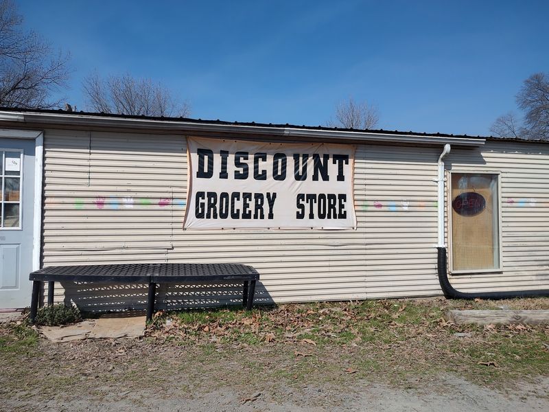 Discount Grocery Store, Cabot