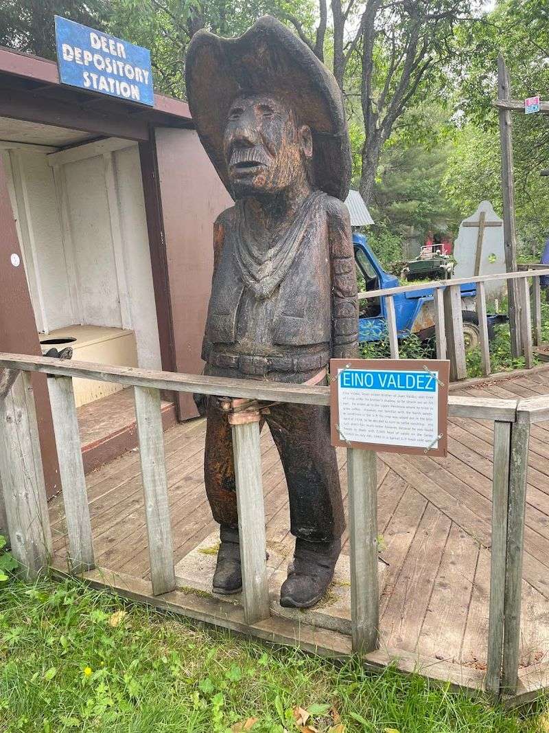 Treat The Carvings As Local Craft, Not Filler