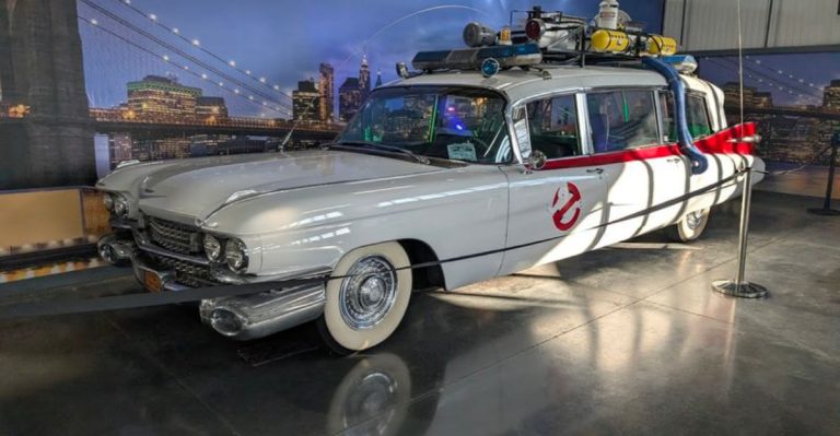 Discover More Than 150 Vintage Vehicles At This Missouri Car Museum