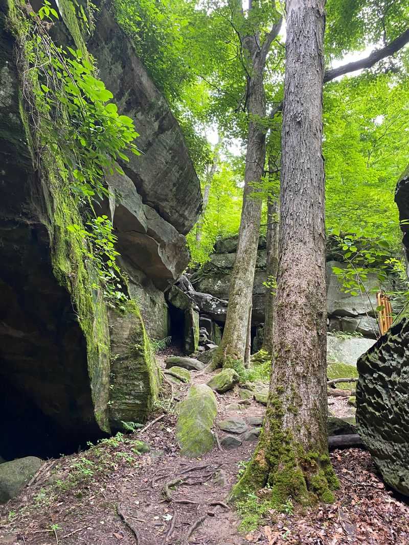 Finding The Trailhead And First Glimpse
