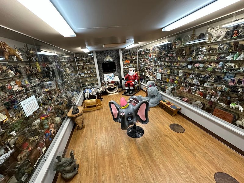 The Story Behind Mr. Ed's Elephant Museum