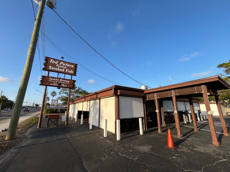 Ted Peters Famous Smoked Fish (South Pasadena / St. Petersburg area)