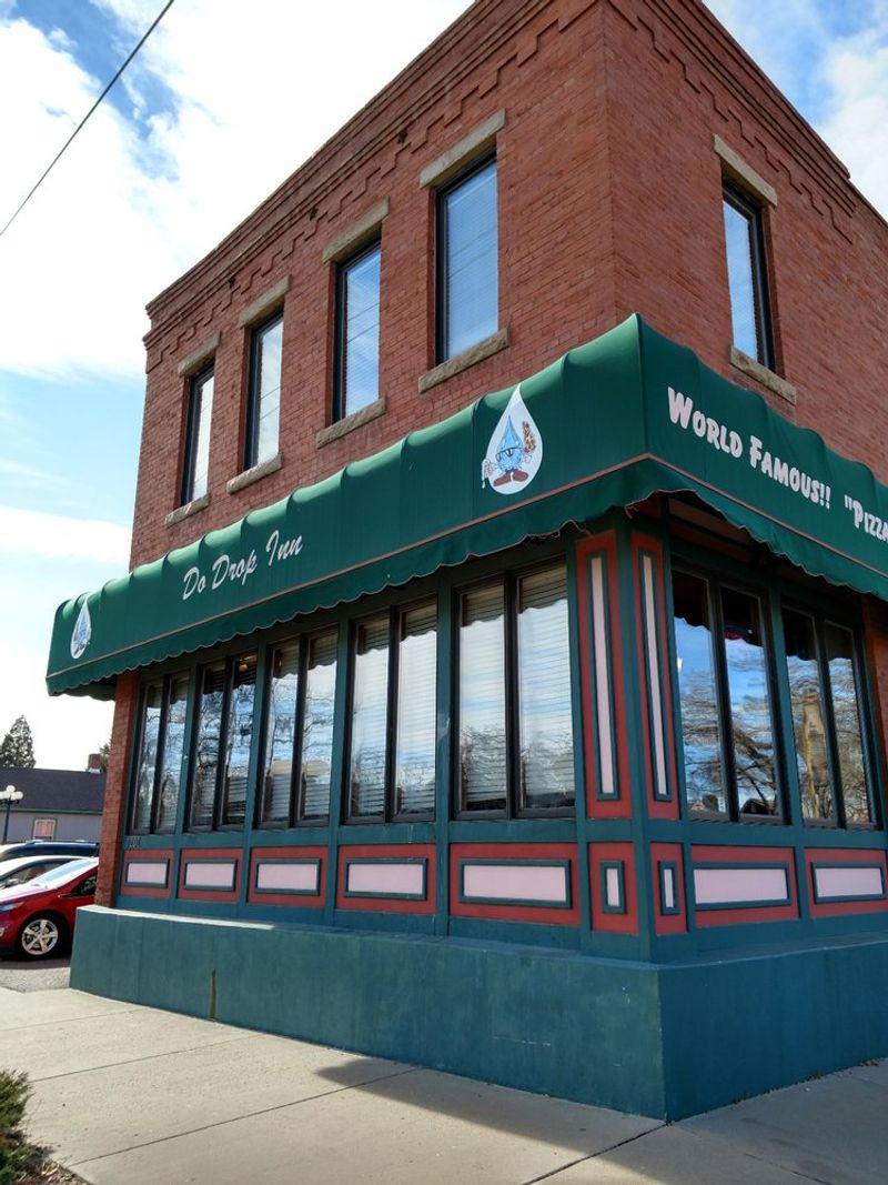 Do Drop Inn, Pueblo