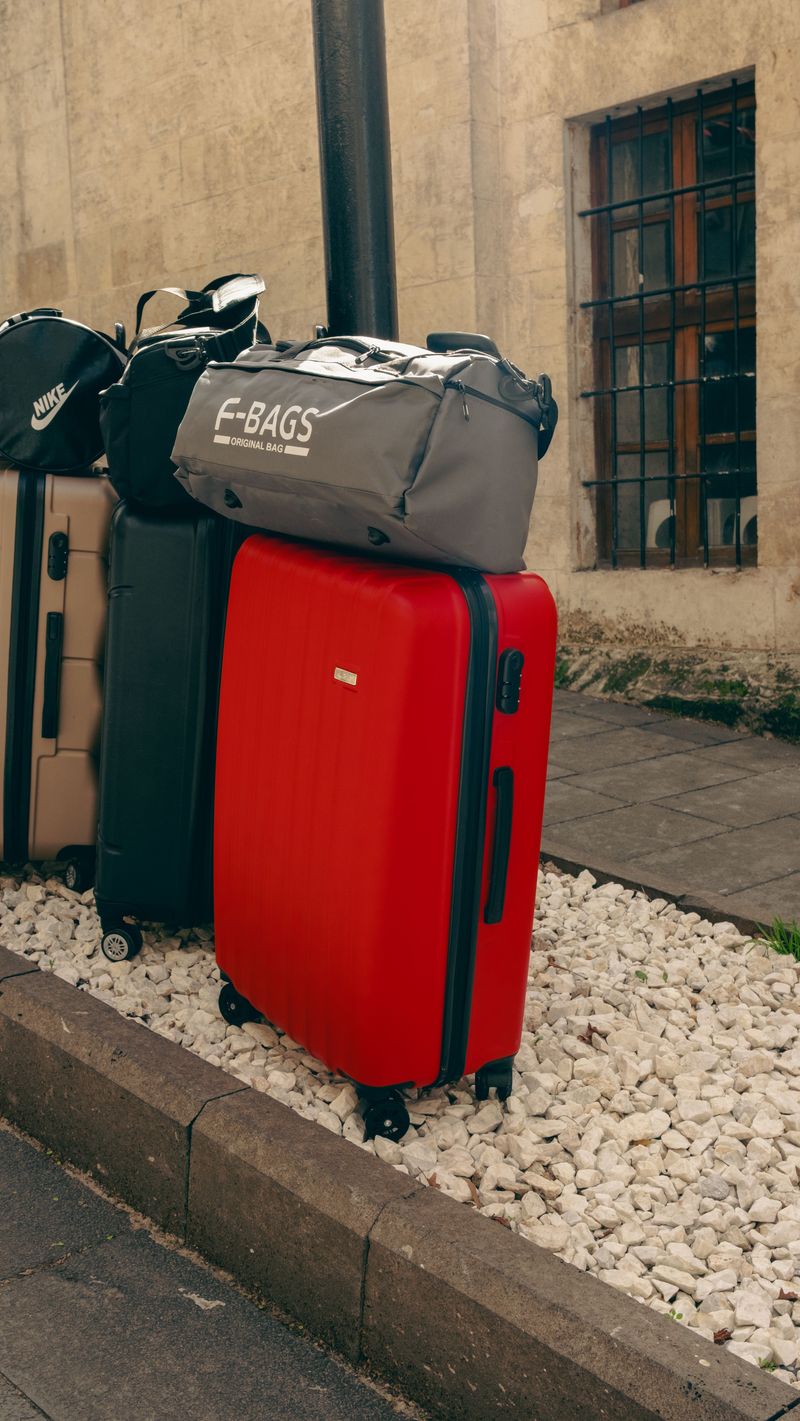 Do Not Overpack Heavily Do Not Overpack Heavily