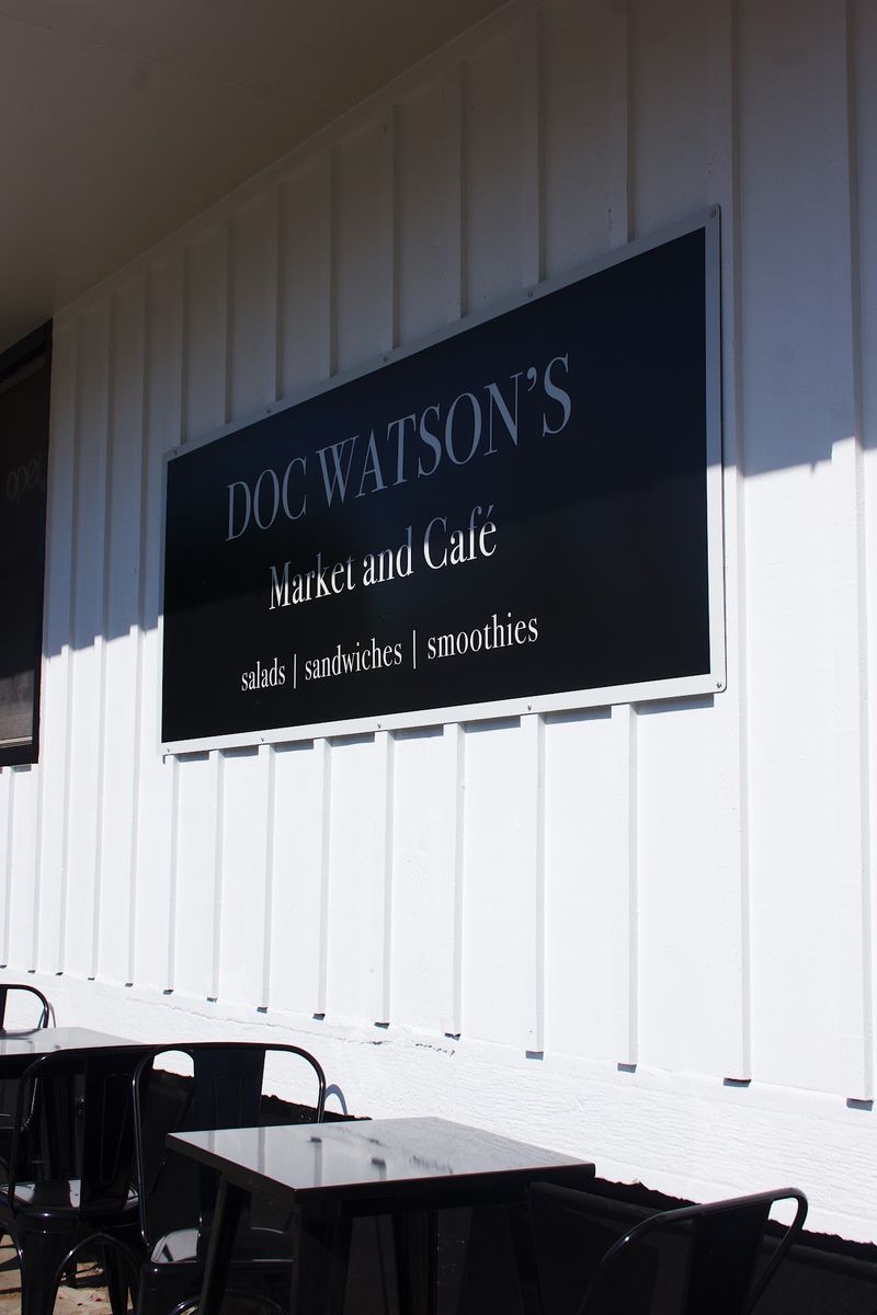 Doc Watson's Cafe, Amherst