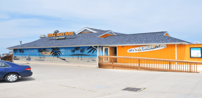 Dock's Beach House, Port Clinton