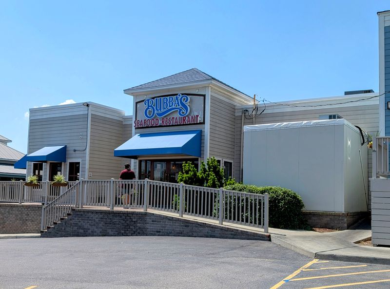 Bubba's Seafood Restaurant & Crabhouse – Virginia Beach