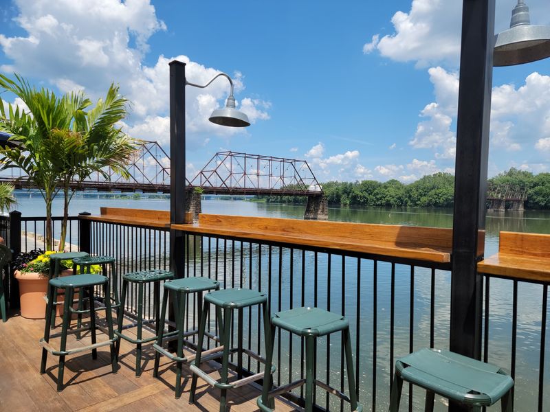 Dockside Willies