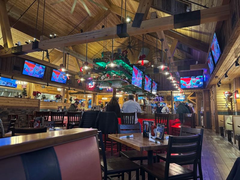 Dockside Willies, Lemoyne