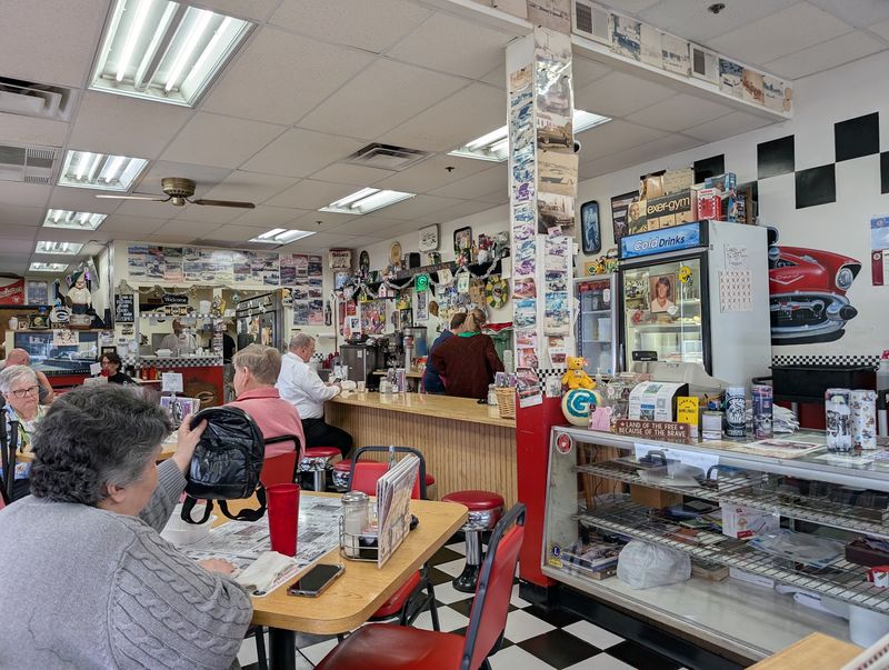 Doc's Diner, Loves Park, IL