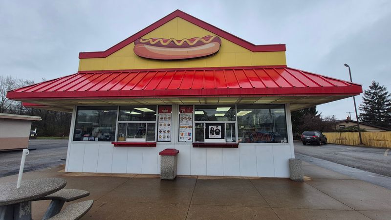 Hot Dog Allie, Austintown