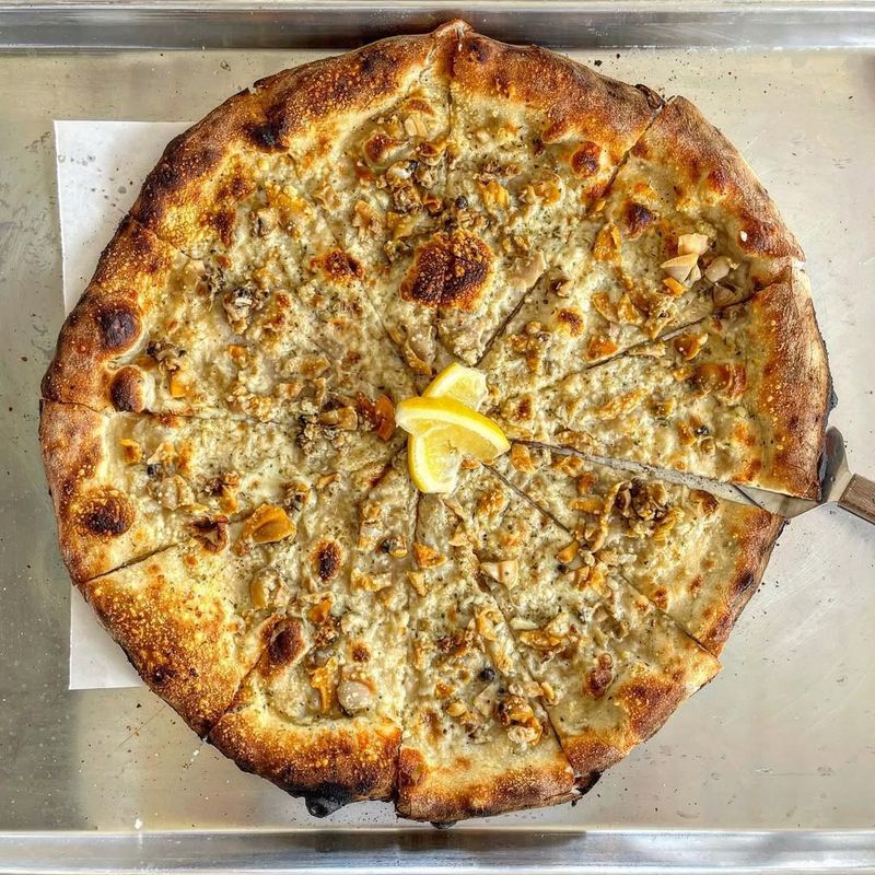 Ah-Beetz New Haven Pizza (Delray Beach)
