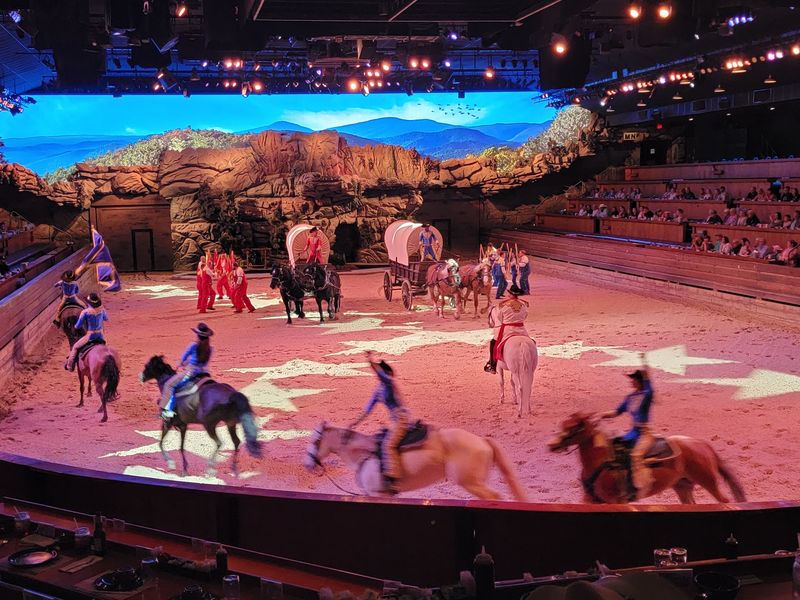 Dolly Parton's Stampede, Pigeon Forge