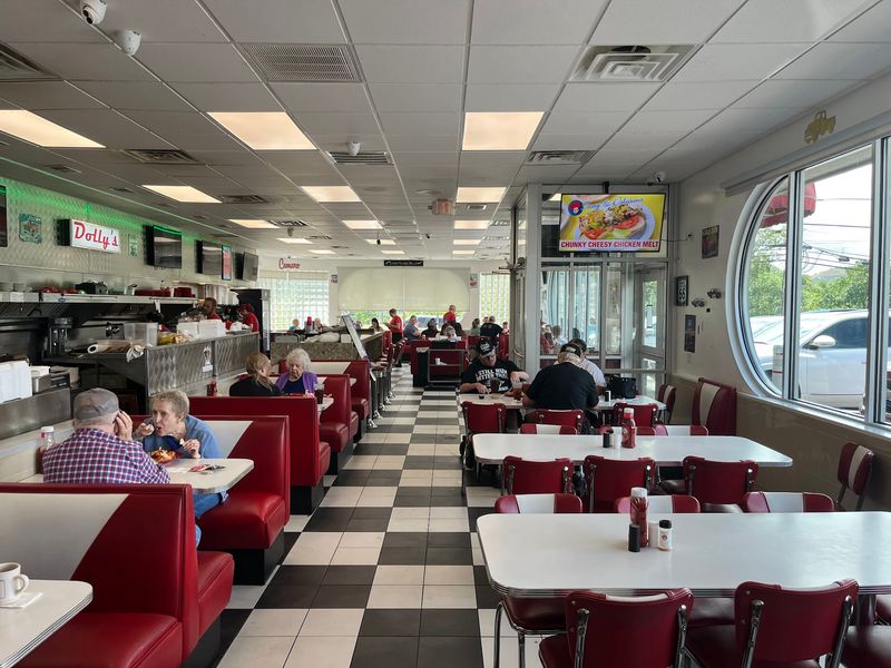 Dolly's Diner
