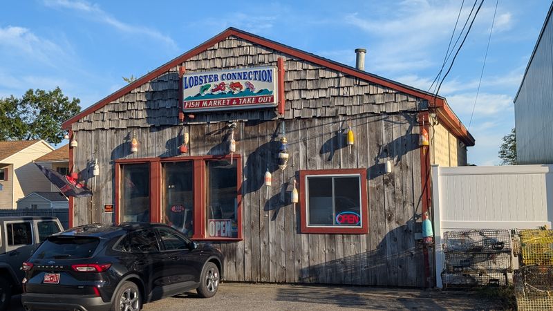 Lobster Connection - Tilton