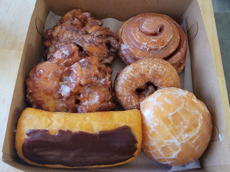 Dough Creations, Howell