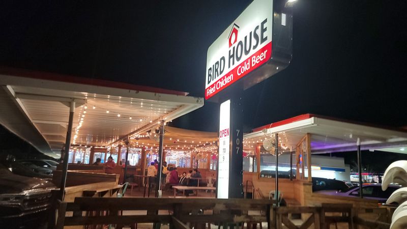 A Vibe That Makes You Want To Stay