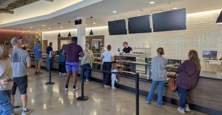 Donut Lovers Across Ohio Are Obsessed With This Iconic Bakeshop (Not A Surprise At All)