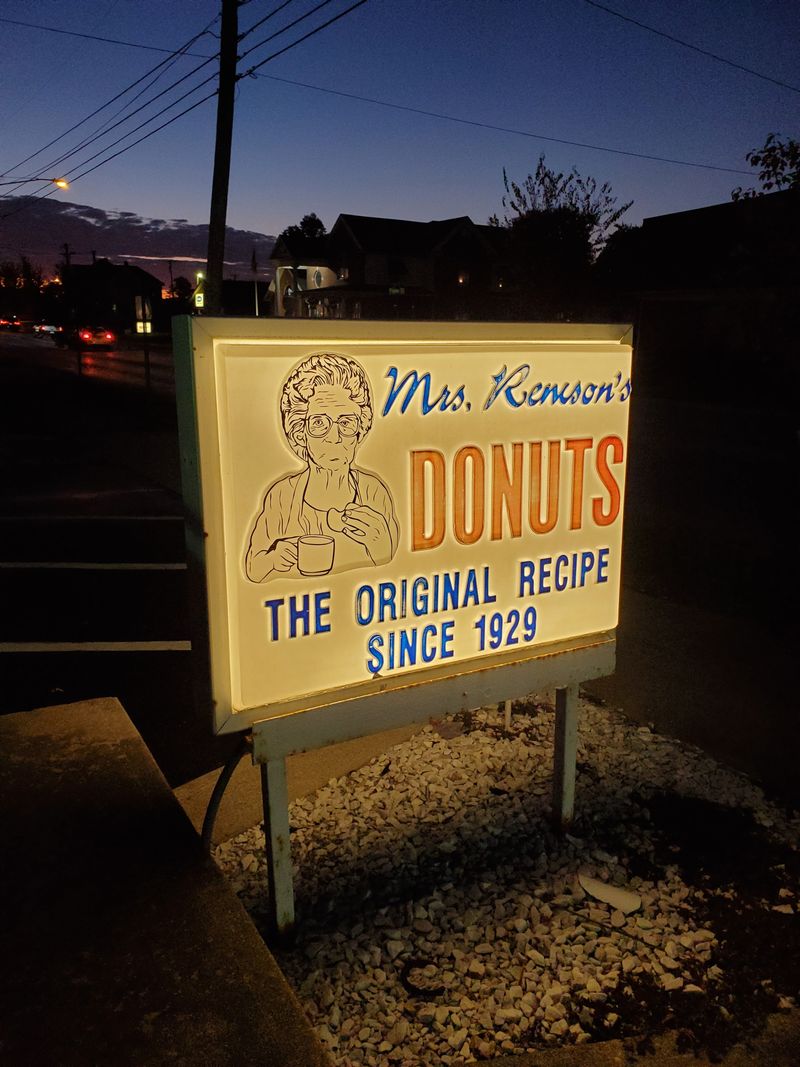 Mrs. Renison's Donuts, Marysville