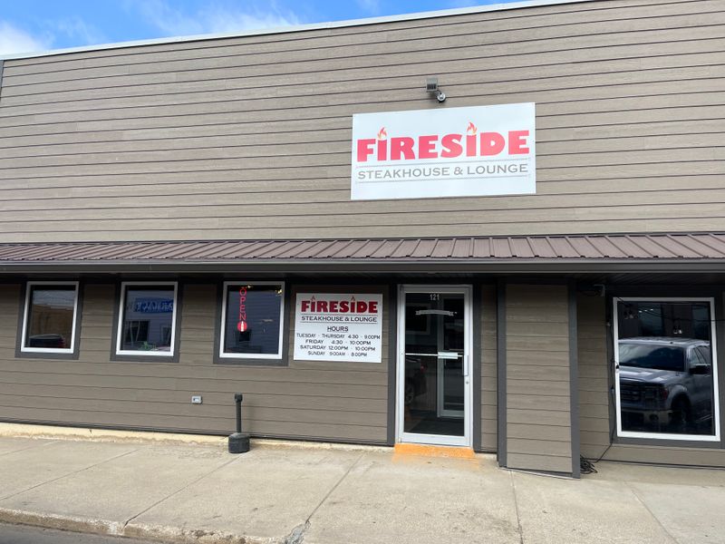 Fireside Steakhouse & Lounge – Anthon