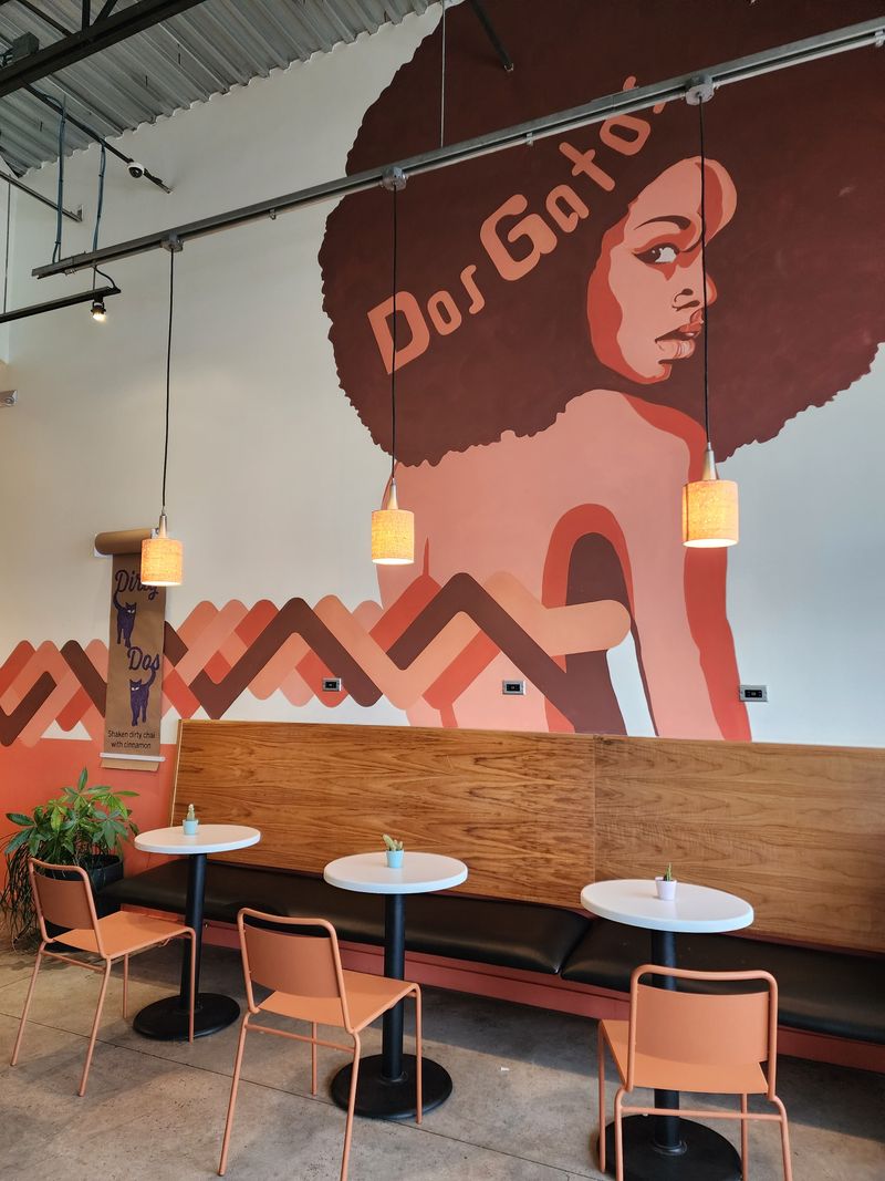 Dos Gatos Kolache Bakery (Wonder World Dr)