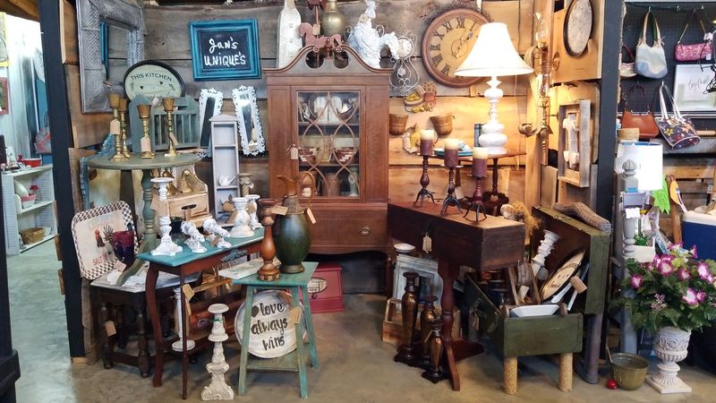 Double B Vintage Market
