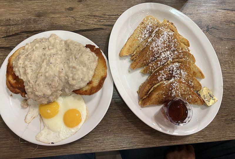 Doug's Day Diner, Loveland