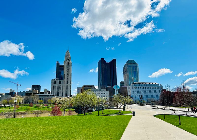 Downtown Columbus Right Outside Your Front Door Downtown Columbus Right Outside Your Front Door